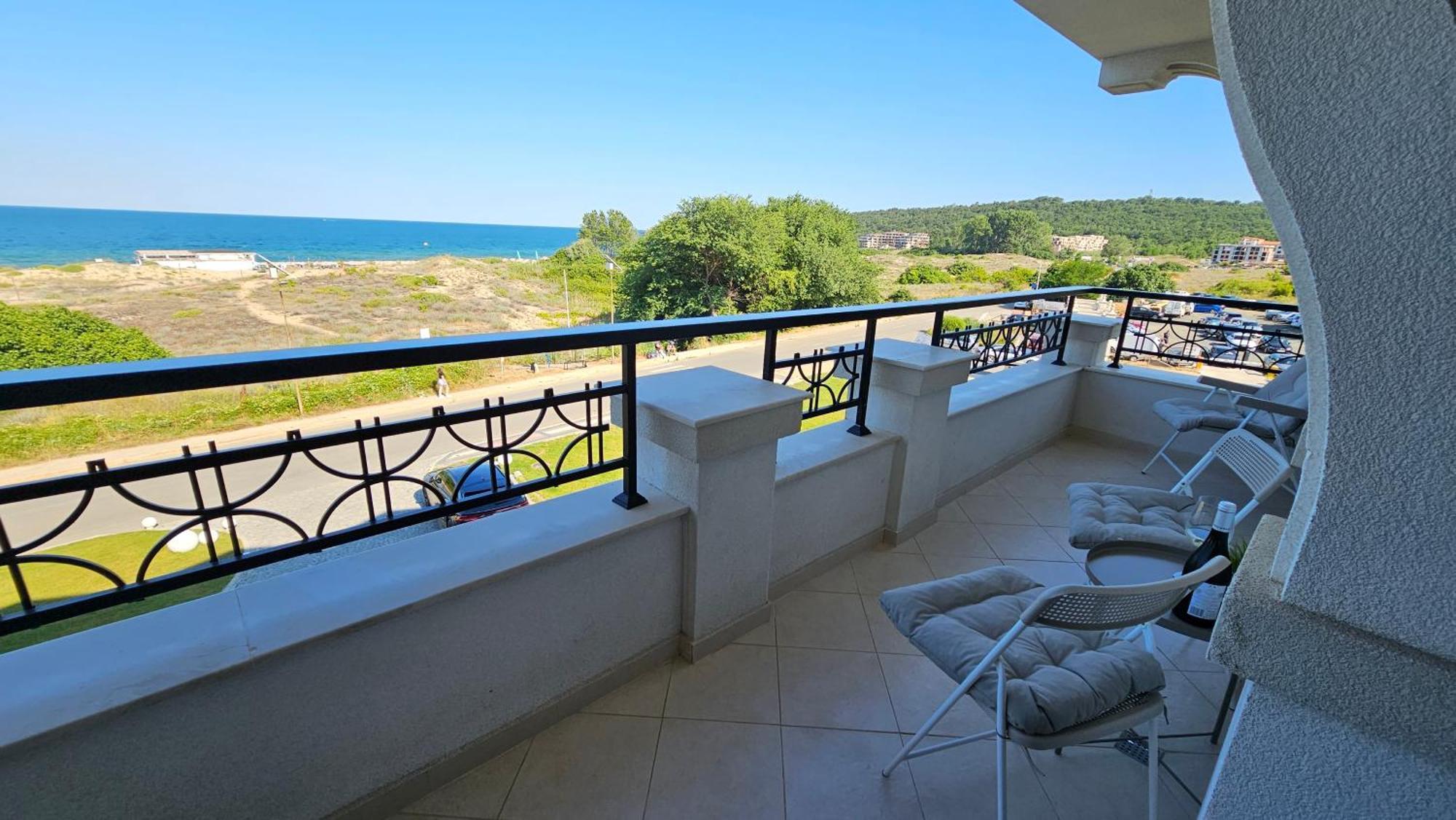 Smokini Beach Apartment Созопол Екстериор снимка