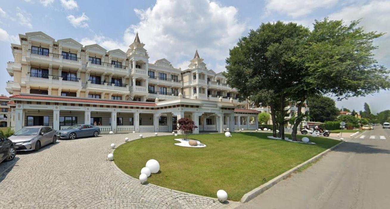Smokini Beach Apartment Созопол Екстериор снимка
